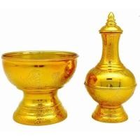 ราคา ที่กรวดน้ำ ลายพระแม่ธรณีบีบมวยผม สีเงินและสีทอง ขนาดมาตรฐาน มีฝาปิด น้ำหนักเบา พกพาง่าย ชุดกรวดน้ำพกพา ชุดกรวดน้ำ (16391159360)