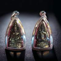 ราคา จี้ จี้พระ พระกริ่ง กรอบสแตนเลส ไม่ลอกไม่ดำ เนื้อทองเหลือง ขนาด 1 2x2 5 กรอบ (19375900945)