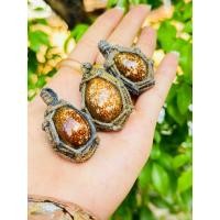 ราคา เบี้ยแก้ ของแท้ ป้องกันสิ่งอัปมงคล แก้คุณใส แก้ของเขมร บารมีหลวงพ่อเปิ่น วัดบางพระ สามารถแก้ซวยดวงตก ชะตาขาดเสริมมงคล (18996099235)