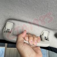 ราคา มือจับหลังคา หรือ มือจับโหนหลังคา ford ranger และ Mazda BT50 สีครีม ของแท้ (15920689003)