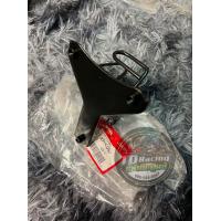 ราคา เบิกศูนย์ของแท้ เหล็กยึดตะกร้าหน้า ขาจับตะกร้าหน้า รุ่น เวฟ110i เวฟ125บังลม เวฟ125อาร์ 125เอส แท้ (17487373321)