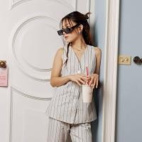 ราคา lookbooklookbook camille top blue stripe เสื้อกั๊ก สีฟ้า ลายทาง (20236195168)