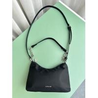 ราคา New Arrival KAPPA Niki Bag กระเป๋าสะพายข้างดีเทลโซ่ทรงพิเศษ (20286109375)