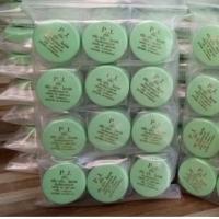 ราคา 1 ชิ้น P J herb พีเจเฮิร์บ ครีมขมิ้นไพรสด สมุนไพร ครีมขมิ้น 5 กรัม ของแท้ (13903066347)