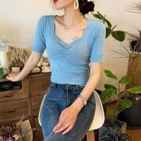 ราคา FASHIONJEANS SHOP เสื้อครอปไหมพรมคอเหลี่ยม รอยเย็บตรงหน้าอก แขนสั้น A058 (6223146348)