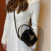 ราคา Vivienne กระเป๋า Westwood Vivienne กระเป๋า Westwood กระเป๋าถังกระเป๋าประเทศไทยพร้อมเพื่อส่งของแท้100 สินค้าคงคลัง (19852209720)
