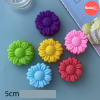 ราคา พิมพ์ 5 cm พิมพ์ขนมชั้น พิมพ์วุ้น พิมพ์ดอกบัว 1 ชุดมี10ชิ้น (17257605865)