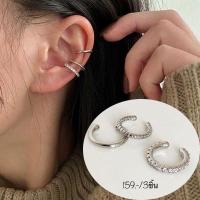 ราคา Suwann na shop ต่างหู ต่างหูหนีบ แบบเซต สีเงิน ทอง (16983509858)