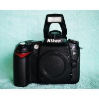 ราคา Nikon D90 DSLR Body ตัวกล้อง เป็นครั้งแรกของโลกนั่นเอง และเจ้า Nikon D90 นี้ก็มาพร้อมคุณสมบัติอันโดดเด่นมากมายที่จะให้คุณถ่ายภาพและวิดีโอได้แบบไม่มีเบื่อ ได้แก่ กล้องความละเอียด 12 3 ล้านพิกเซล ความไว