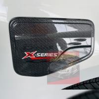 ราคา ครอบ ฝาถังน้ำมัน ครอบฝาถังน้ำมัน สีแคฟล่าโลโก้แดง X series DMAX อีซูซุ ดีแม็ก Isuzu D Max ปี 2020 2021 2022 2023 ตรงรุ่นที่สุด X series DMAX ตัวเตี้ย หรือ ตัวสูง (12267130258)