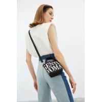 ราคา GENTLEWOMAN Club Canvas Tote Bag Micro Canvas Tote Bag Canvas Shoulder Tote Bag รวมกระเป๋า GW รุ่นซิกเนเจอร์ของแท้ (20515869572)