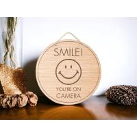 ราคา FudFudAR ฝุด ฝุด อะ ป้ายไม้SMILE YOU RE ON CAMERA ป้ายยิ้ม โซนถ่ายรูป ถ่ายรูป กล้อง งานเลเซอร์บนแผ่นไม้ Laser Cut เลเซอร์คัท รับทำป้าย ป้ายมินิมอล (20346324551)