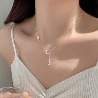 ราคา earika earrings sparkling lunar necklace สร้อยคอเงินแท้จี้พระจันทร์ ปรับขนาดได้ (20436140289)