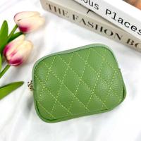 ราคา กระเป๋าใส่เหรียญ หนังแท้เหรียญลายตางราง ยาว 4 5 นิ้ว ขนาดกระทัดรัด มีห่วงโซ่คล้องกุญแจ (17457880168)