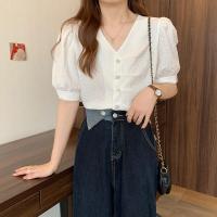 ราคา KDAShop มาแรงทรงน่ารัก เสื้อแฟชั่นผญ2023 เสื้อแขนสั้น เสื้อผ้าสาวอวบ เสื้อเนื้อผ้าดีแขนตุ๊กตาสุดนำเทรน สำหรับสาวๆ วัยใสใส่แล้วดูดีมาก แมทกับส่วนล่างได้ง่าย ไม่ลองไม่ได้แล้ว (19923381315)