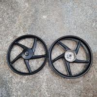 ราคา ล้อแม็ก ซุปเปอร์คัพ หน้าดั้มหลังดั้ม 5ก้าน สีดำล้วน ใส่รถเวฟรุ่นดั้มได้ (20549993928)