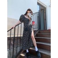 ราคา CiCi Plus 3092 เดรสแขนสั้นลายดอกไม้ ดีเทลแหวกขา สไตล์สาวหวาน เสื้อผ้าสาวอวบ (19504525059)