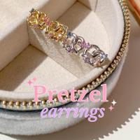 ราคา Pretzel stud earrings (20608658627)