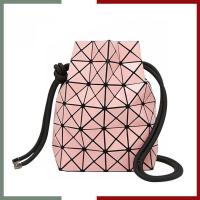 ราคา กระเป๋า baobao issey miyake Wring bucket bag shoulder crossbody bag ของใหม่ แท้100 กระเป๋าสะพายข้าง กระเป๋าผู้หญิง (20589561989)