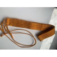 ราคา ประคตไหมแท้ ลายสก็อต ลาย 2 สีแก่นบวร สีพระราชนิยม 2 นิ้ว ยาว 38 นิ้ว สายรัดทำด้วยเชือกร่ม แบบไม่มีพู่ (8756875191)