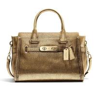 ราคา กระเป๋าถือ Coach แท้ รุ่นหรูที่สุด หนังแท้ หนังนิ่ม มีสายยาว สีเมทัลลิค หายาก ไซส์กลาง มีหมุดที่ฐาน COACH 36497 SWAGGER 27 IN METALLIC PEBBLE LEATHER BAG (5771646129)