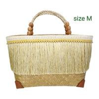 ราคา M กระเป๋ากระจูดสาน size M เคลือบกันเชื้อรา ปากซิบ มี2ช่องเหรียญ ประดับพู่สีรอบใบ ขนาดปากกว้าง 13 นิ้ว สูง 10 นิ้ว งานสวย เหมาะกับงานแต่ง งานมงคล (20300487980)