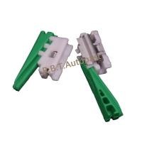 ราคา BENZ กิ๊บยึดคิ้วหลังคารถ กิ๊บยึดรางน้ำ สีเขียว สำหรับรถเบนซ์ รุ่น W124 E220 C220 (16027872651)