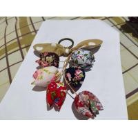 ราคา พวงกุญแจผ้าดอกทิวลิป รุ่นพวง 6 ดอก คละสี (18230884533)