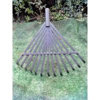 ราคา Iron Diy หัวคราดเหล็ก รุ่น IR 1357 คราดเหล็ก 1ชิ้น หัวคราดเหล็ก แบน คราดสนาม คราดมือเสือ คราดทำสวน คราดเหล็กทำฟาร์ม อุปกรณ์ทำสวน แข็งแรง (20691402653)