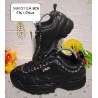 ราคา รองเท้ามือสองสภาพดี ทรงอ้วน Size 41 ยาว26cm ใส่ลำลองงานไม่มีตำหนิ (20426999956)