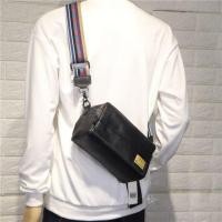 ราคา Three BOX กระเป๋าสะพายไหล่เดียวสไตล์ญี่ปุ่นเกาหลีมีเอกลักษณ์เฉพาะตัวสำหรับทั้งผู้ชายและผู้หญิงกระเป๋าผู้ชายสะพายคาดตัวสายหลากสีแนวลำลองกระเป๋าทรงเหลี่ยมใบเล็กแฟชั่นสำหรับผู้ชายกระเป๋าสะพายข้าง (197152