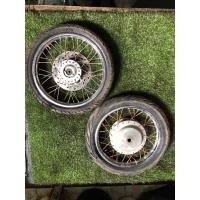 ราคา ชุดล้อหน้า ล้อหลัง Suzuki Step125HayateSkydrive สเต็บ125ฮายาเตะสกายไดร์ฟ ของแท้มือสองสภาพดี เหมาะสำหรับทำสีใหม่ (20262574261)