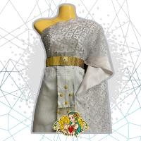 ราคา ชุดไทย โทนสีเงิน ฟ้าเทา ชุดนางรำ ชุดนางไม้ ชุดแก้บน ชุดไทยแก้บน สไบ 2 ชั้น มีของพร้อมส่ง จัดส่งแบบพร้อมหุ่น มีถุงคลุมให้ สั่งได้ทุกสี (18964254968)