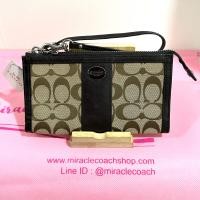 ราคา กระเป๋าสตางค์ COACH แท้ ผ้าลาย Signature สายคล้องมือหนัง ใส่โทรศัพท์ได้ ช่องเยอะ Coach 48625 Legacy Signature Zippy Wallet Mahogany (20294905356)