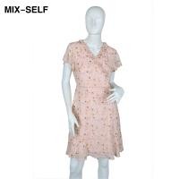 ราคา Mix Self เดรสลายดอกไม้คอวีแขนระบาย รุ่น FS90843 (17576174192)