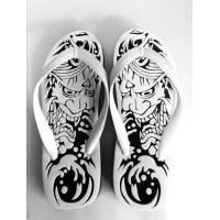 ราคา ช้างดาวแกะลาย รองเท้าแตะแกะสลัก รองเท้าแตะแกะลาย นันยางช้างดาว ลายปีศาจ พื้นสีดำ ลายนก ลายสัก และลายอื่นๆ (7486355668)