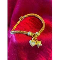 ราคา สร้อยข้อมือทองเหลือง ลายสี่เสาคั่นโอ่ง หัวใจดาว 1บาท (19783400495)