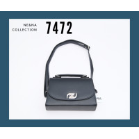 ราคา กระเป๋าเเฟชั่นผู้หญิงสะพายข้างทรงกล่อง No 7472 NE NA Collection Bag (20187136050)