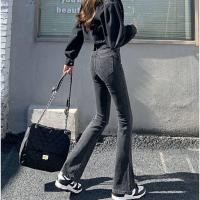 ราคา กางเกงยีนส์ ขาม้าเล็ก กางเกงยีนส์ผู้หญิงแฟชั่น ทรงเก๋แมตช์ง่ายใส่ยังไงก็สวย S 2XL (20173546656)