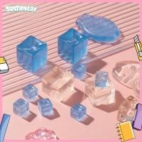 ราคา I Stationery ของเล่นเด็ก ของเล่นแก้เครียด สกุชชี่ราคาถูก ของเล่นฮิตๆ ก้อนน้ำแข็ง random color (19873303443)