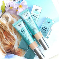 ราคา เครื่องสำอาง CC Cream Oil Free Matte With Poreless Finish Full Coverage Matte Foundation SPF 40 (20245253665)