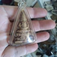 ราคา พระกรุวัดสามปลื้ม รุ่นสามเหลี่ยมเนื้อดินอัดกรอบแท้ (20083850355)