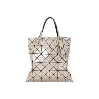 ราคา New ของแท้ 100 กระเป๋า baobao issey miyake Lucent 6x6 บล็อคกระเป๋า กระเป๋าถือผู้หญิง กระเป๋าถือ กระเป๋าสะพายข้าง TOTE BAG (19738997295)