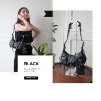 ราคา kwanmanie BL Le Cagole XS กระเป๋าสะพาย กระเป๋าถือ กระเป๋าแฟชั่นผู้หญิง (12606012966)