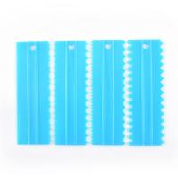 ราคา พร้อมส่ง ชุดแผ่นปาดเค้ก 4 ชิ้น 8 ลาย Scraper Smoother เซ็ตหวีตกแต่งเค้ก ที่ปาดเค้ก มีดปาดเค้ก ที่ปาดครีม (18418983771)