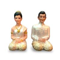 ราคา ตุ๊กตาตั้งศาล บริวารชายหญิง บริวาร ตั้งศาล บ่าวสาว ถวายศาลพระภูมิ ศาลตายาย เนื้อเรซิ่นเกรดพรีเมี่ยม งานสวยละเอียดคมชัด สินค้าลงสีด้วยมือประนีตทุกขั้นตอน (17436293023)