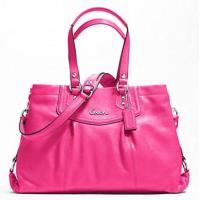 ราคา กระเป๋าถือ Coach แท้ หนังแท้ หนังนิ่ม มีสายยาวสะพายขึ้นไหล่ได้สวย รุ่นหายาก ช่องเยอะ COACH 19243 Ashley Fuchsia Leather Carryall Shoulder Bag Fuchsia (1669778604)