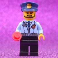 ราคา LEGO Police City Officer used Town City สินค้ามือสอง (20468300389)