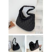 ราคา กระเป๋าสะพายข้าง Soft Fluffy รุ่น Pastel มี5สี (18559201238)