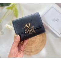 ราคา กระเป๋าสตางค์Lyn ใบสั้น รุ่นพับ คลอใหม่ ฮิตสุด (20382272328)